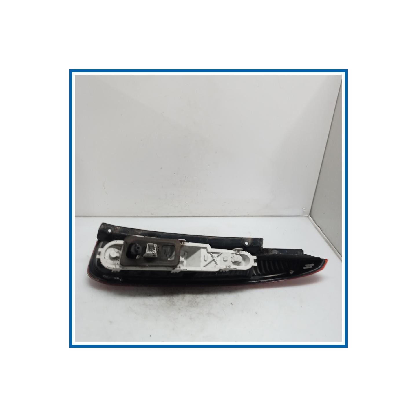 Fanale post. sx. FORD Fusion