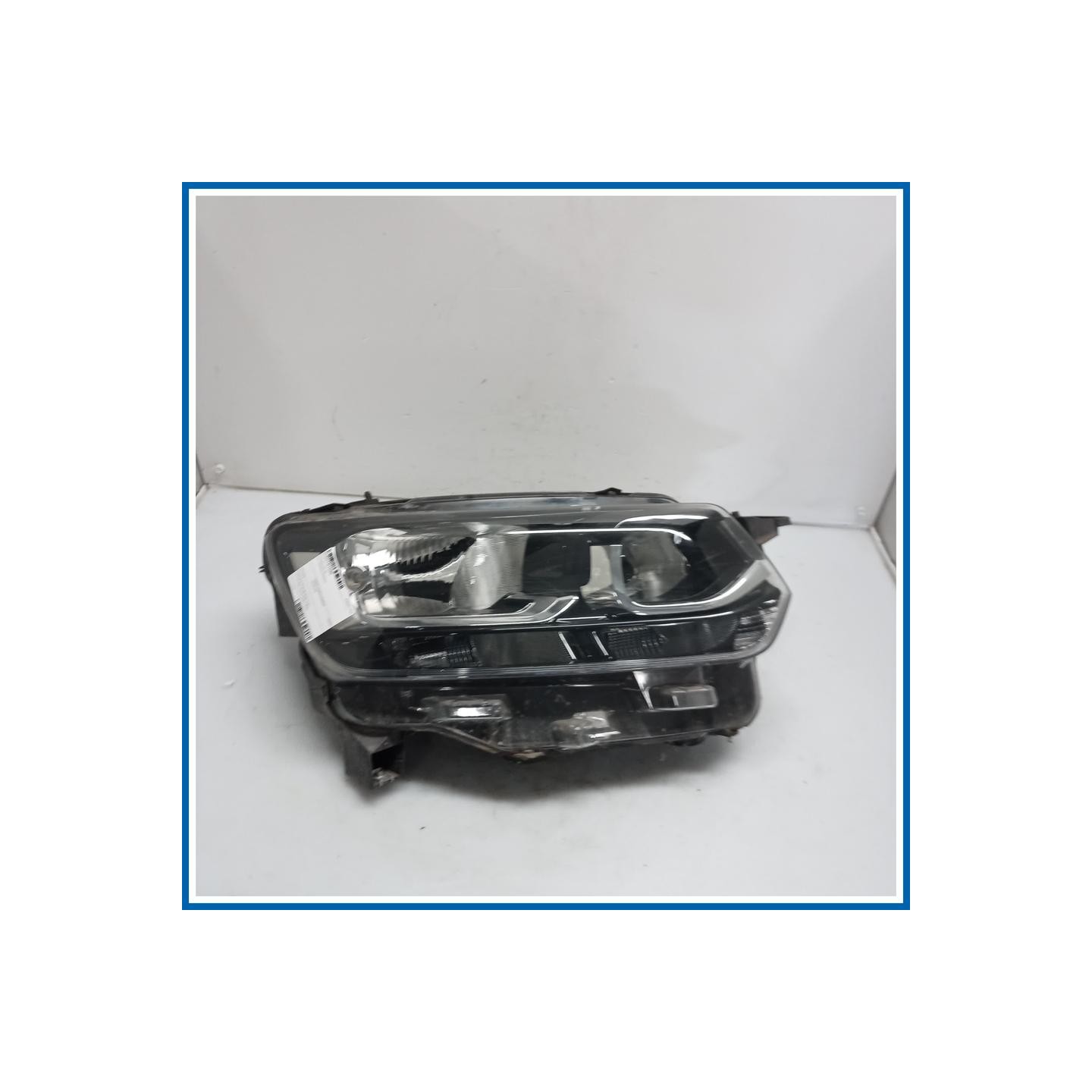 Proiettore ant. dx. TOYOTA Proace City