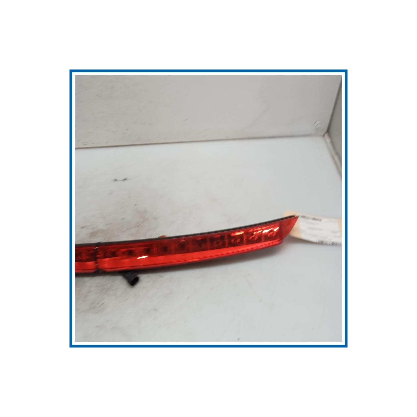 Luce stop supplementare post. LANCIA Delta III