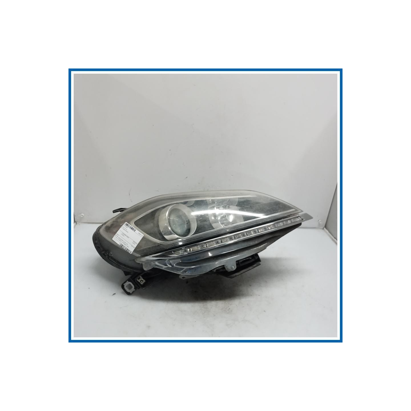 Proiettore ant. dx. LANCIA Delta III