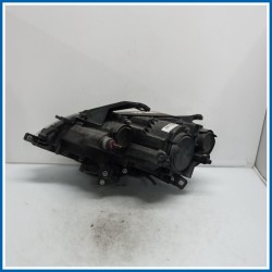 Proiettore ant. dx. LANCIA Delta III
