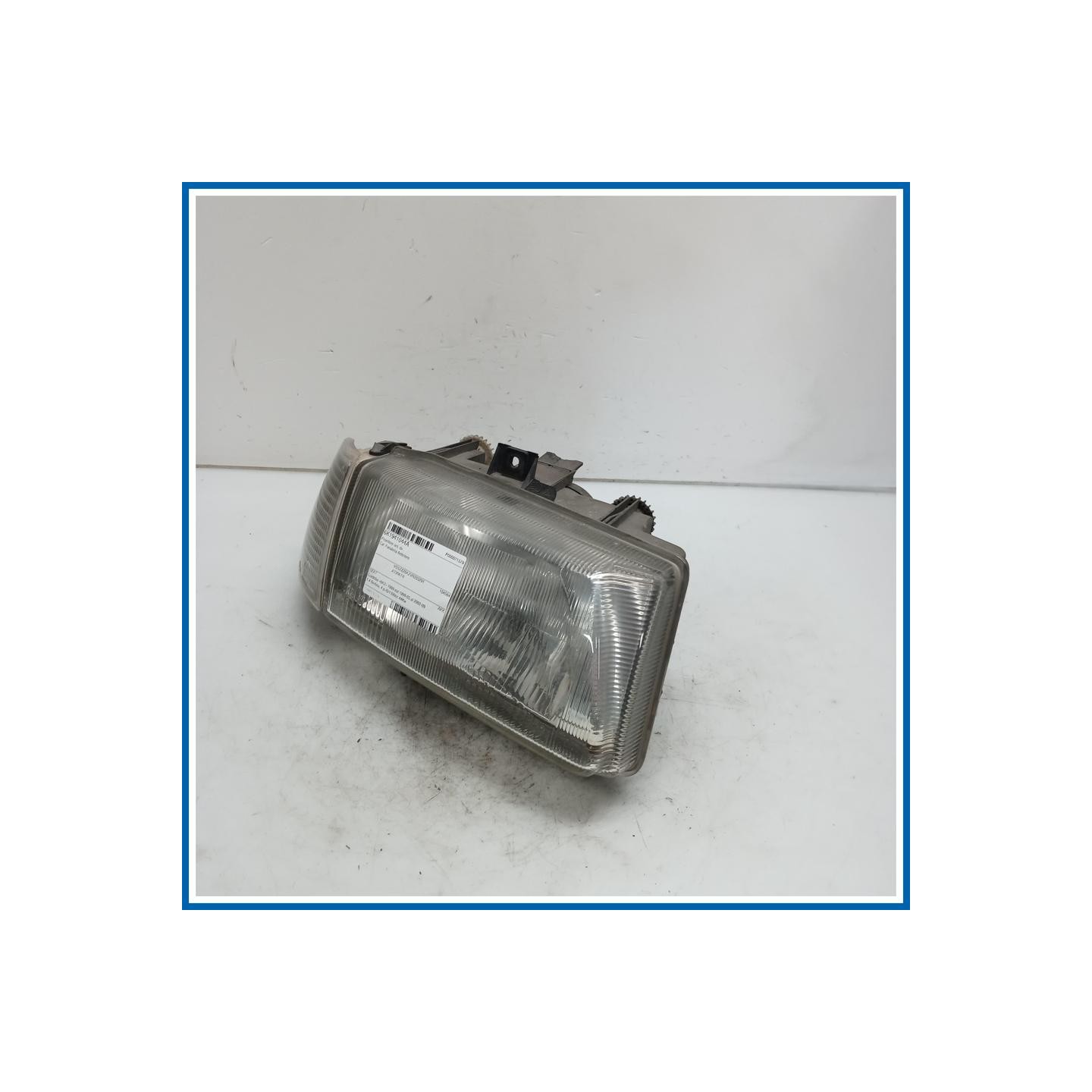 Proiettore ant. dx. SEAT Cordoba 6K2