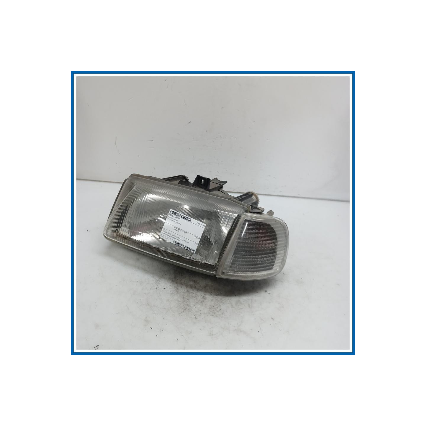 Proiettore ant. sx. SEAT Cordoba 6K2