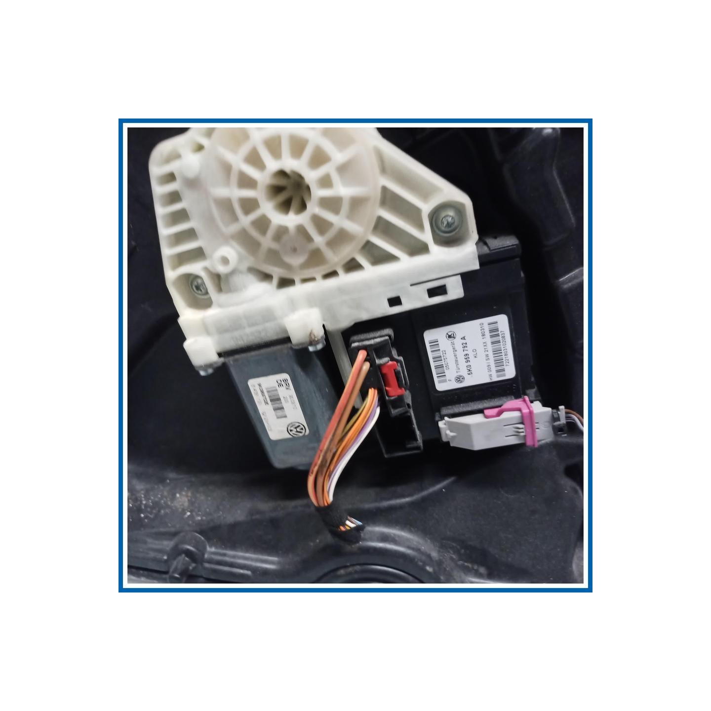 Alzacristallo porta anteriore DX VOLKSWAGEN Golf VI