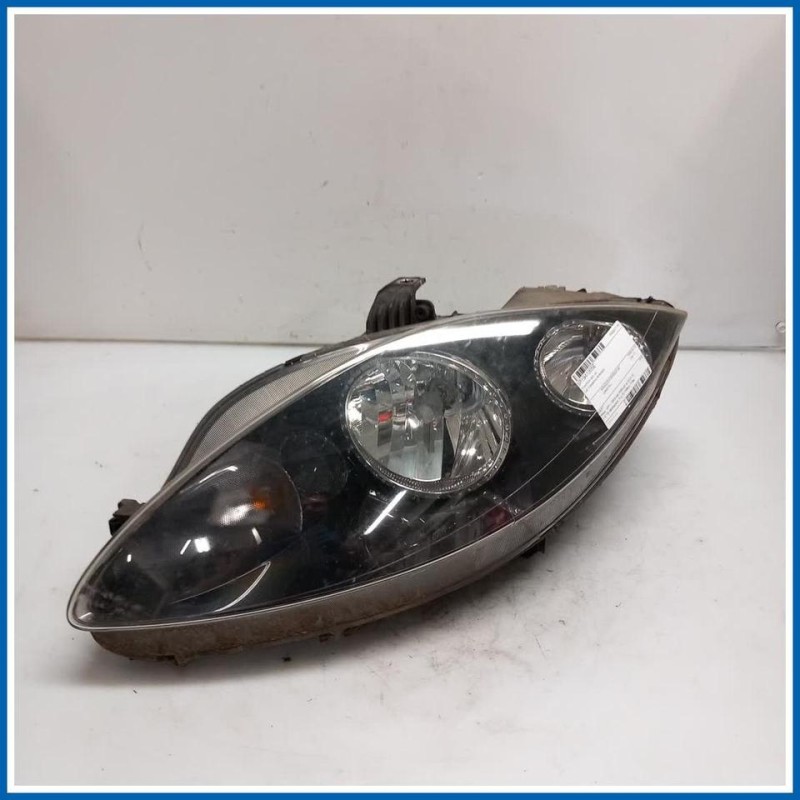 Proiettore ant. sx. SEAT Altea 5P1