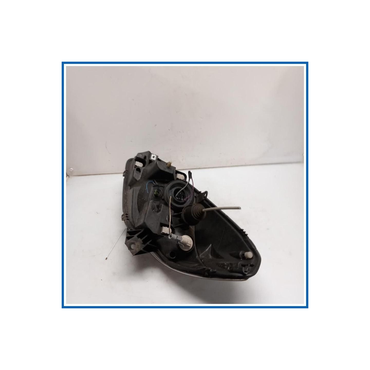 Proiettore ant. dx. DACIA Sandero I