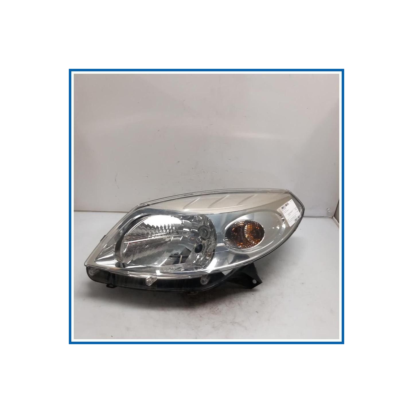 Proiettore ant. sx. DACIA Sandero I