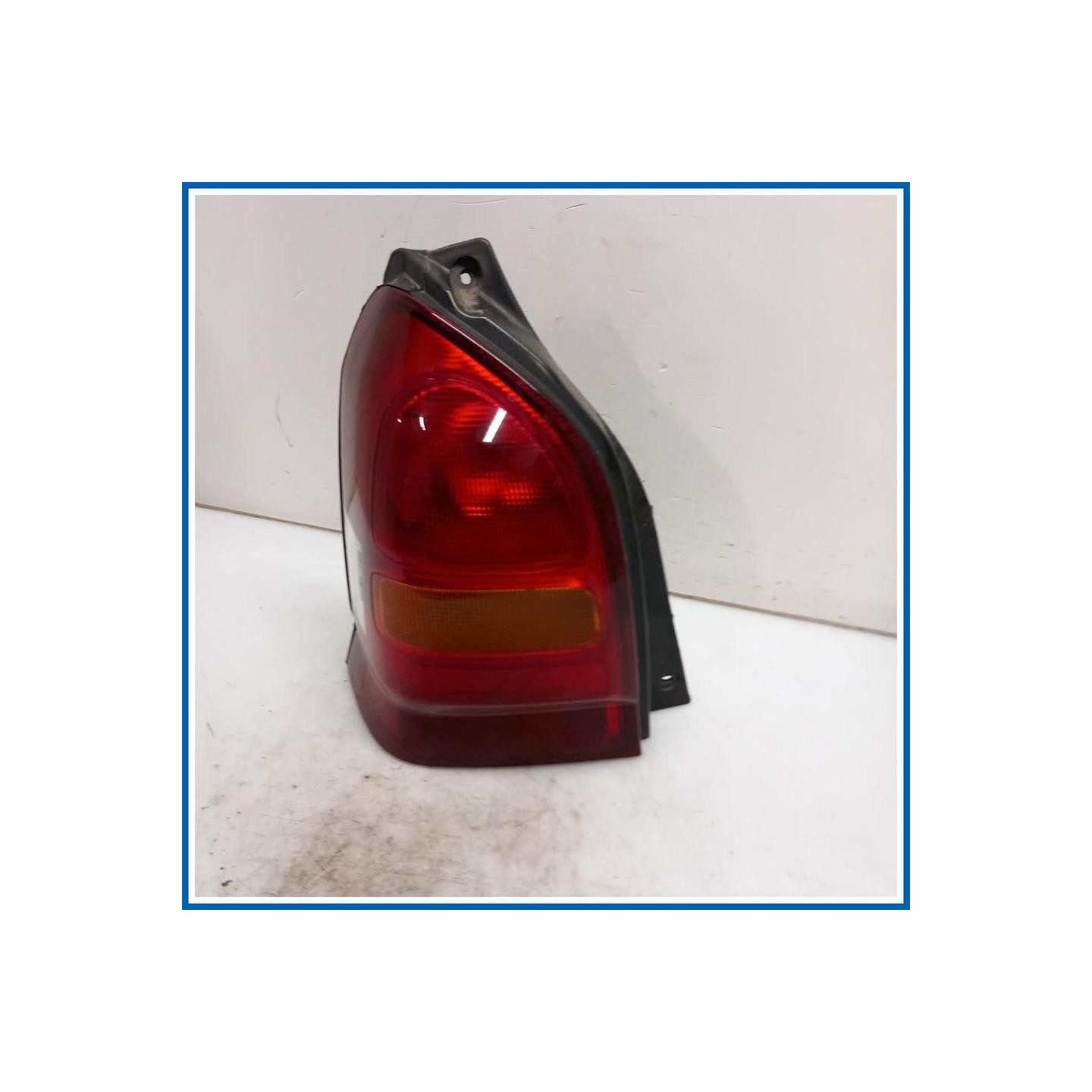 Fanale post. sx. SUZUKI Alto IV