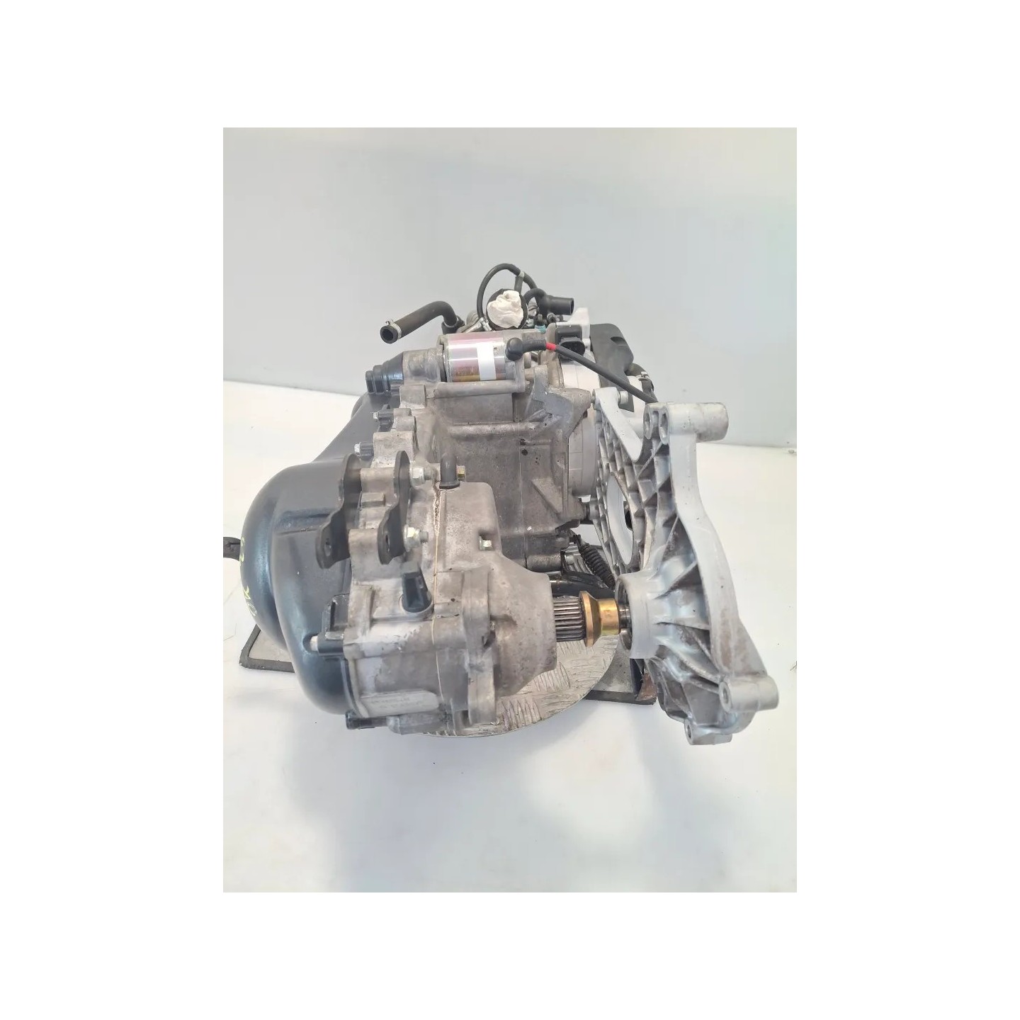 Motore completo Aprilia Atlantic (E2) (02-06) Atlantic 200 