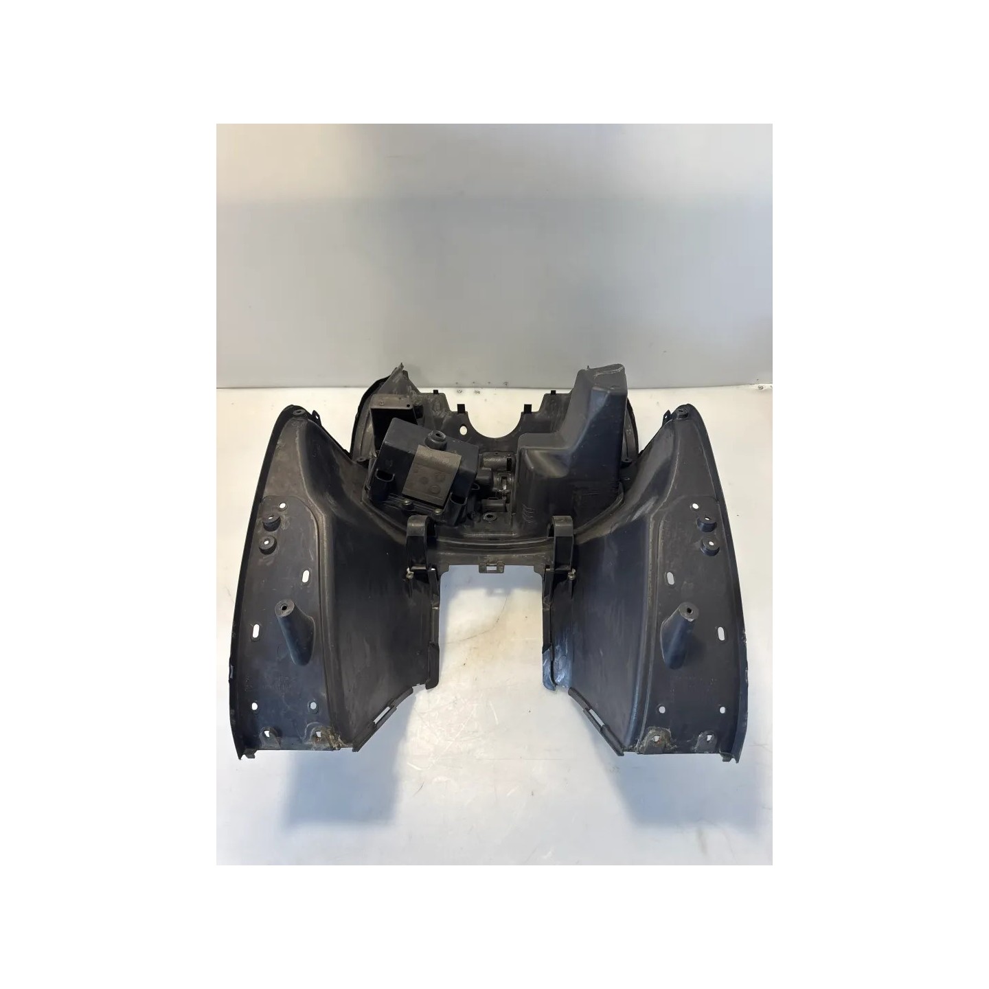 Carenatura anteriore parte interno/bauletto Suzuki AN Burgman 400 (E1) AN Burgman 400 