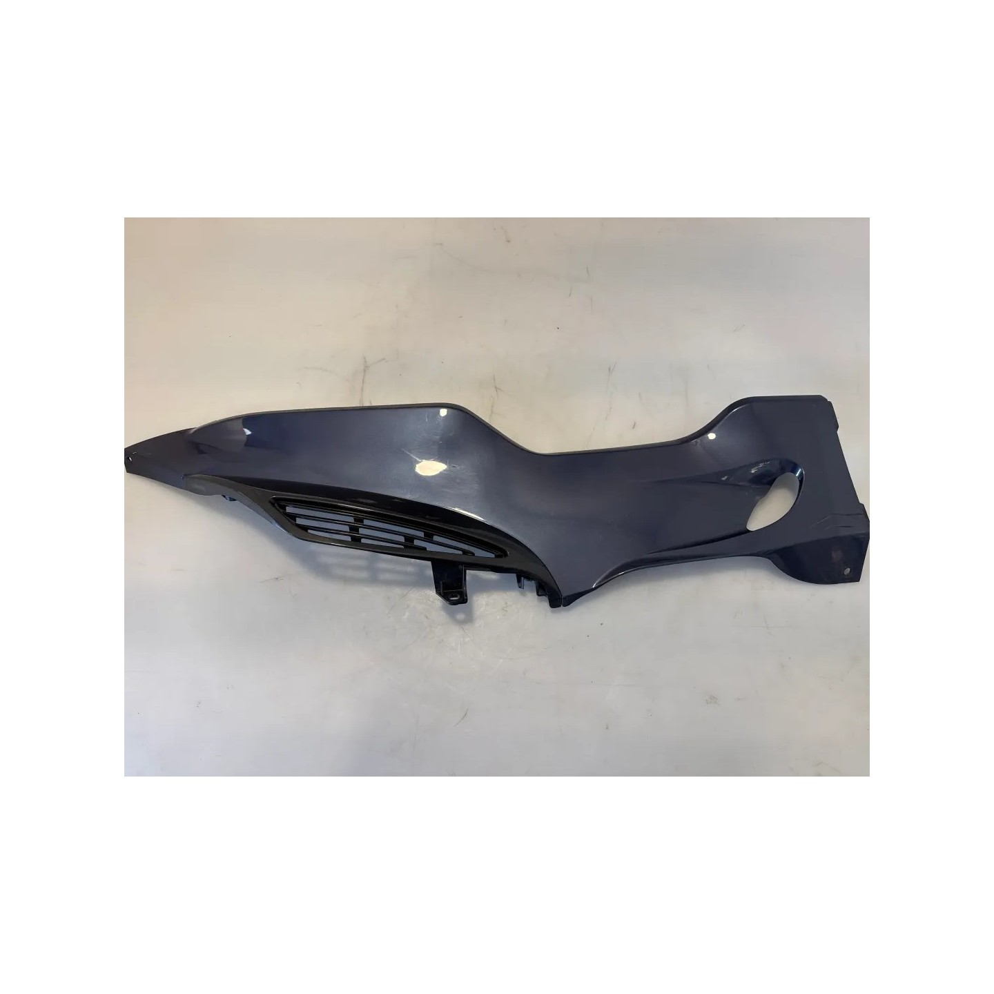 Carenatura laterale sottopavimento Suzuki AN Burgman 400 (E1) AN Burgman 400 Destro