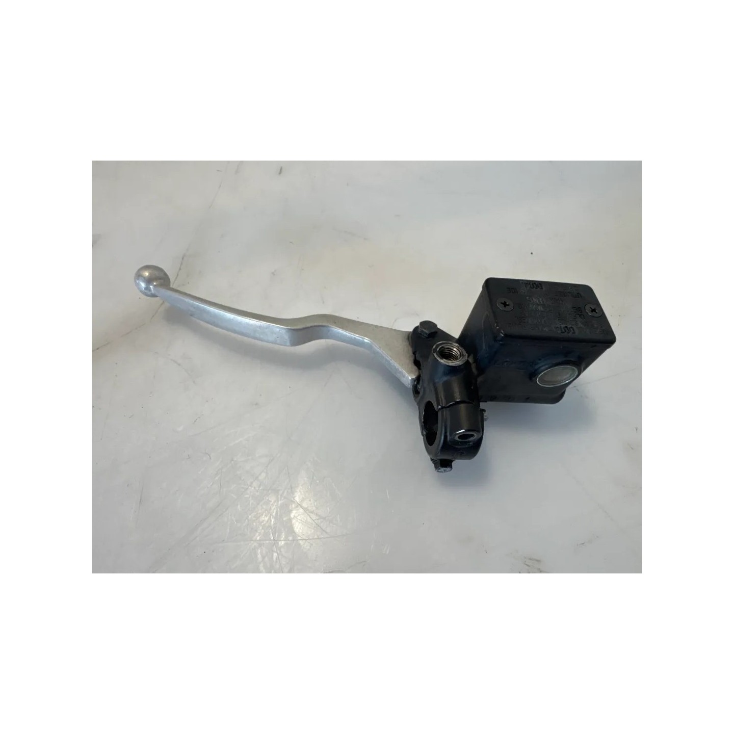 Pompa con serbatoio liquido freni posteriore Suzuki AN Burgman 400 (E1) AN Burgman 400 