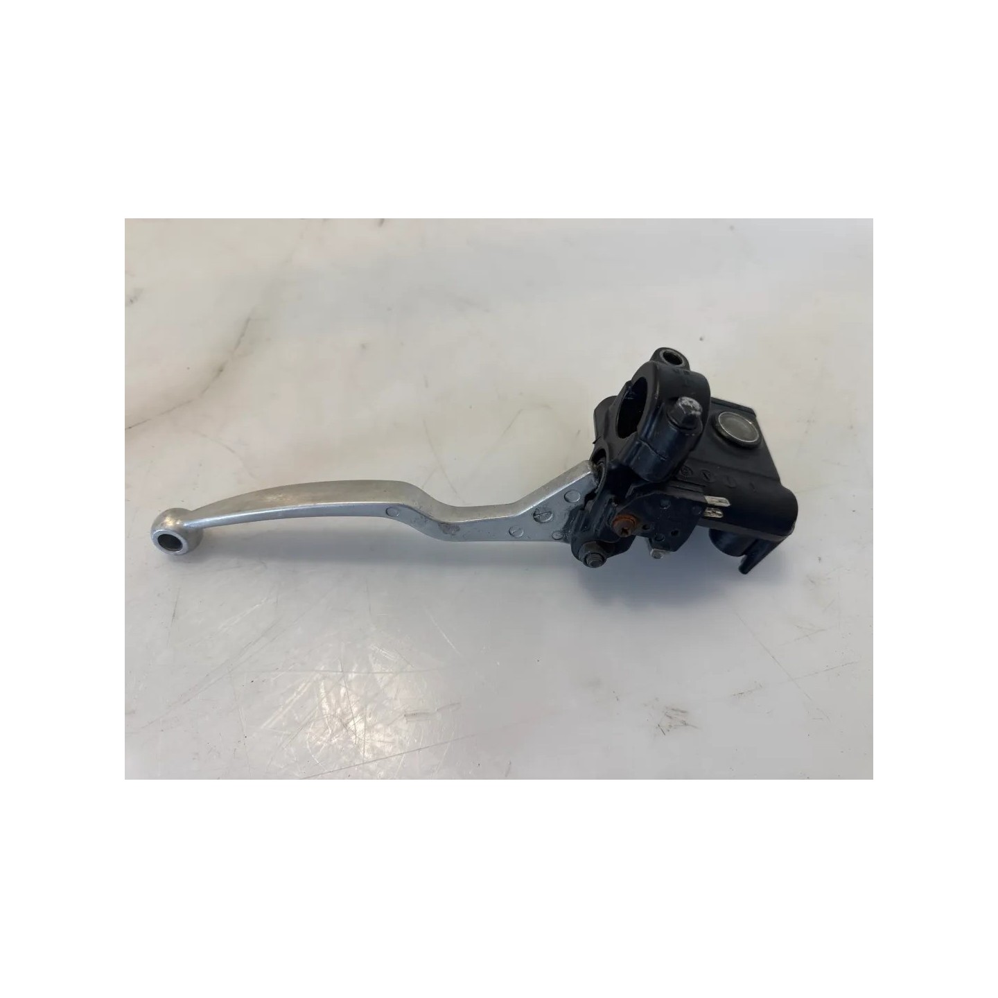 Pompa con serbatoio liquido freni posteriore Suzuki AN Burgman 400 (E1) AN Burgman 400 