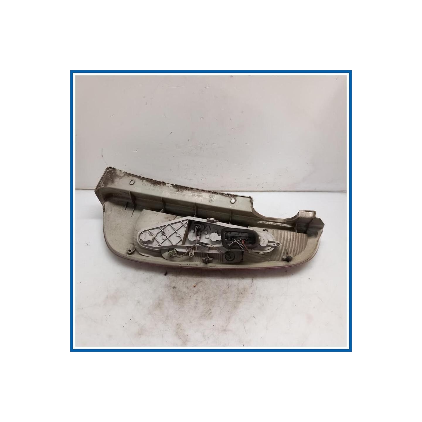 Fanale post. sx. SKODA Roomster 5J7