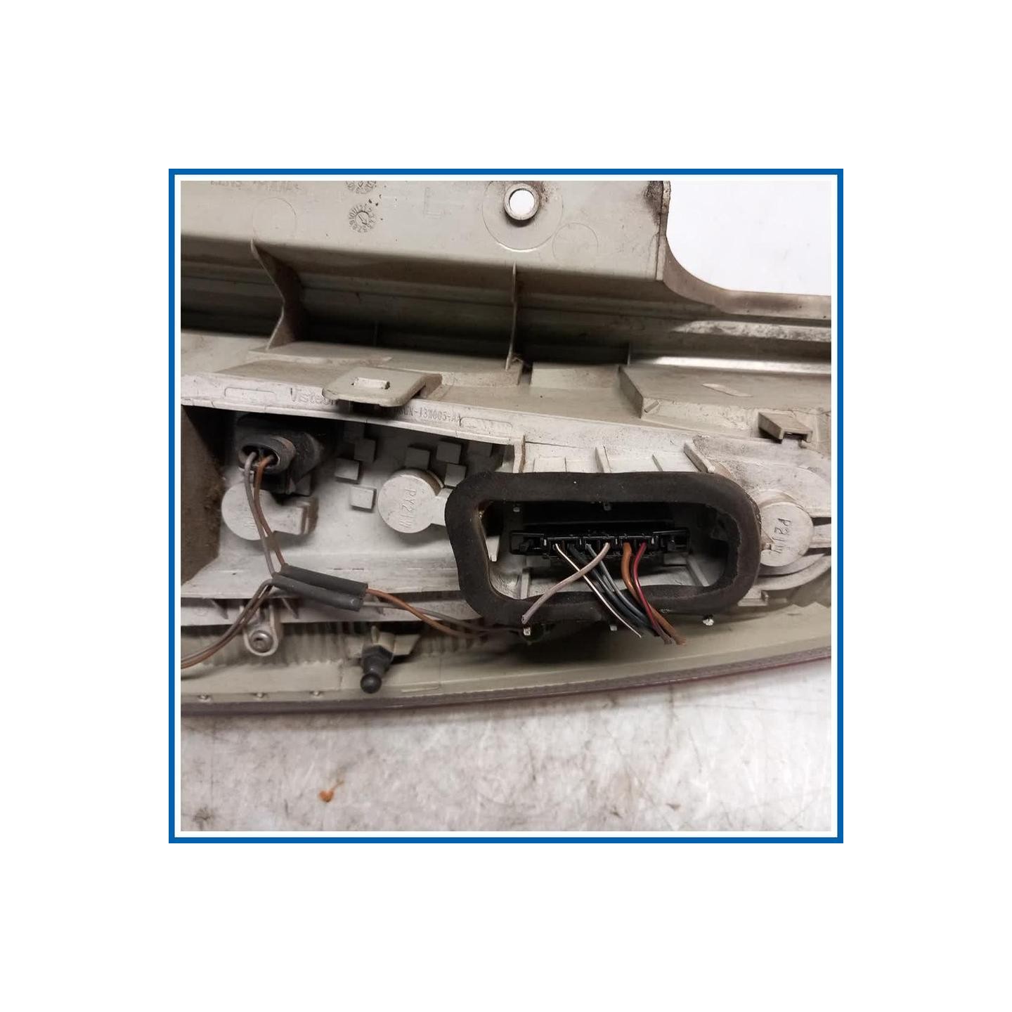 Fanale post. sx. SKODA Roomster 5J7