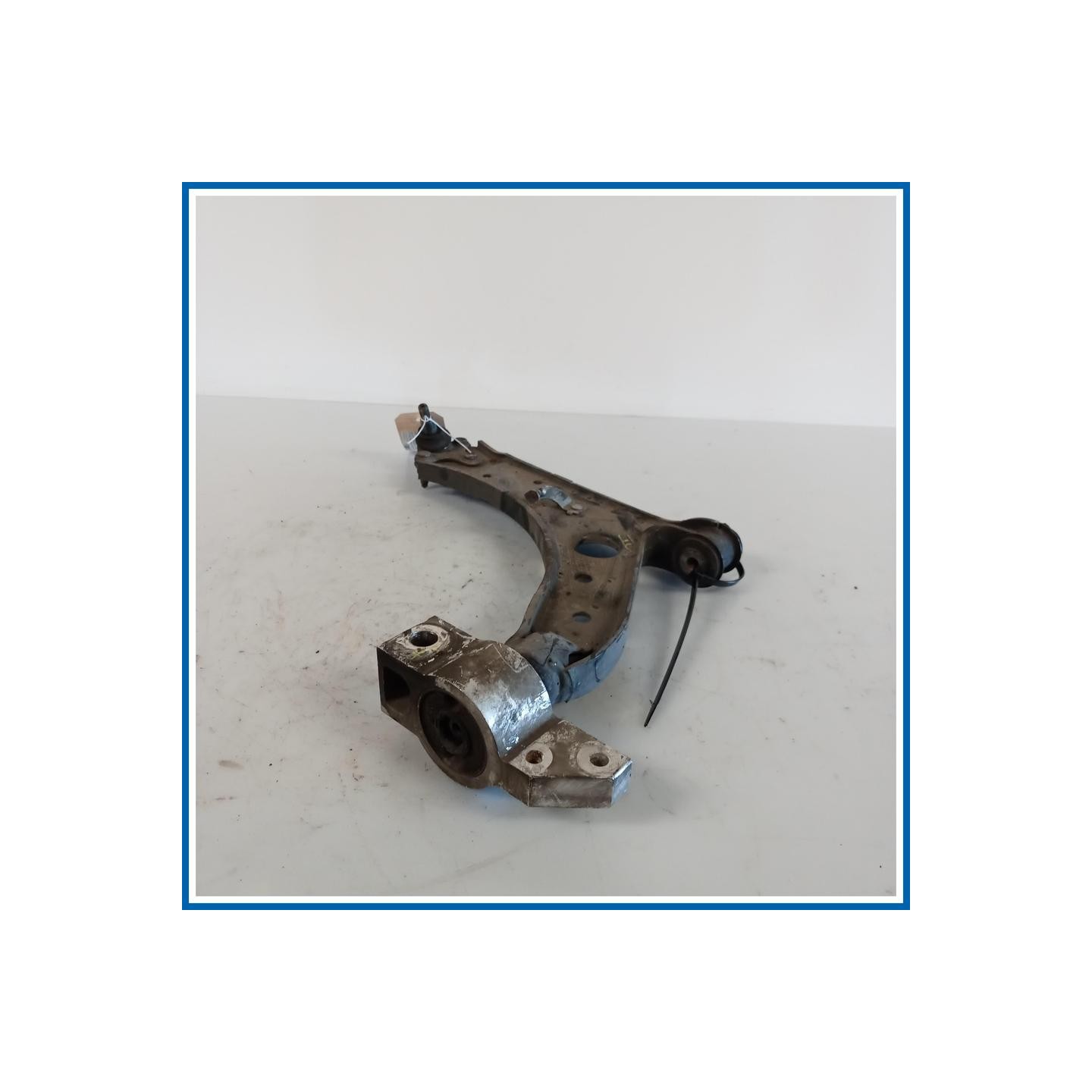 Braccio oscillante ant. sx. SEAT Leon 1P1