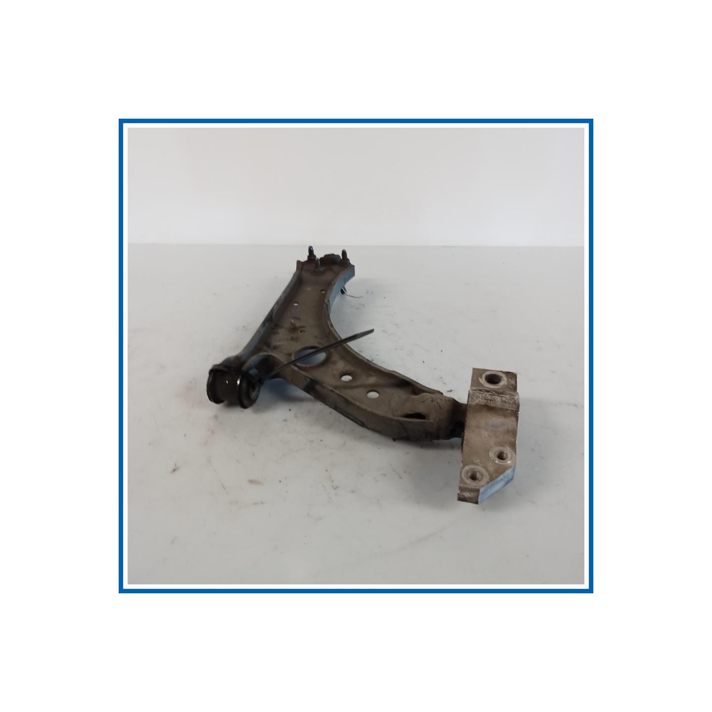 Braccio oscillante ant. sx. SEAT Leon 1P1