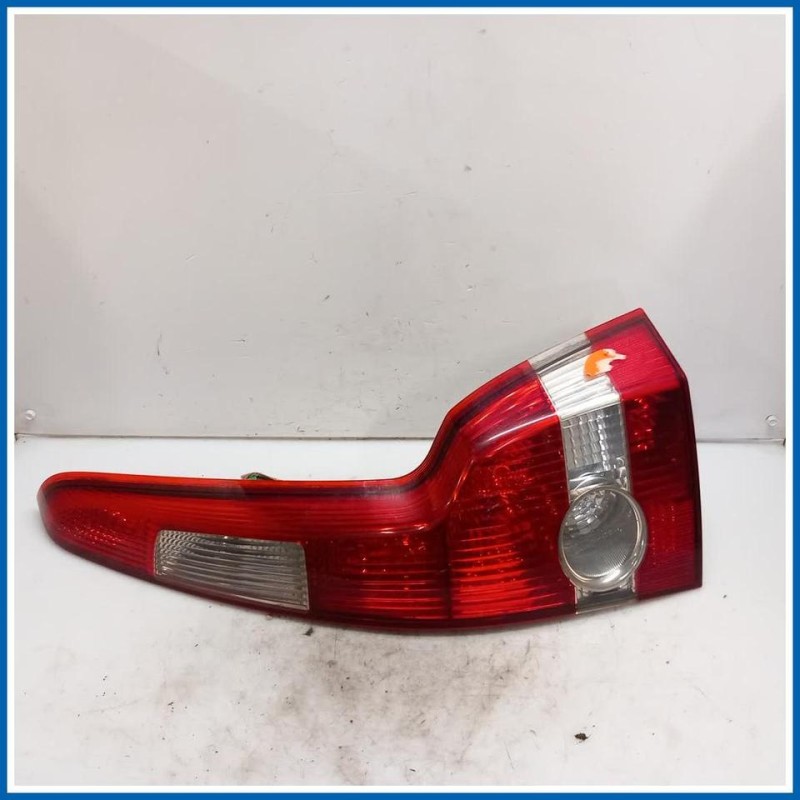 Fanale post. dx. VOLVO V50