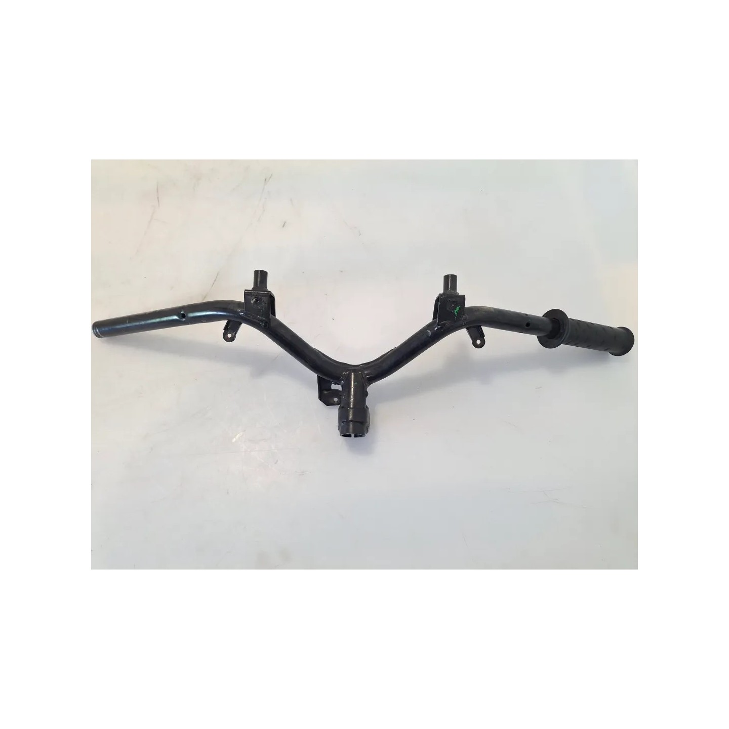 Manubrio Aprilia Scarabeo 50 2T (10-14) Scarabeo 50 2T Net (Motore Piaggio)