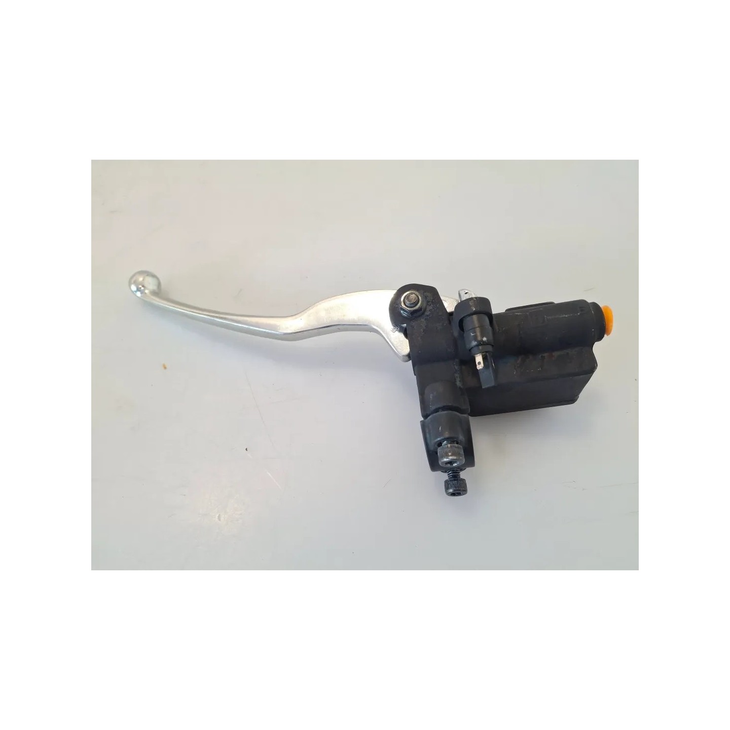 Pompa con serbatoio liquido freni anteriore con leva Aprilia Scarabeo 50 2T (10-14) Scarabeo 50 2T Net (Motore Piaggio) 