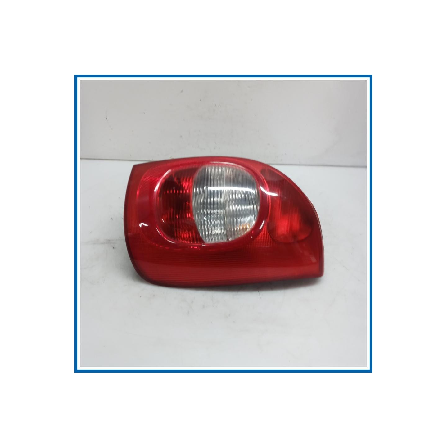 Fanale post. sx. CITROEN Xsara Picasso