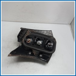 Fanale post. dx. TOYOTA iQ