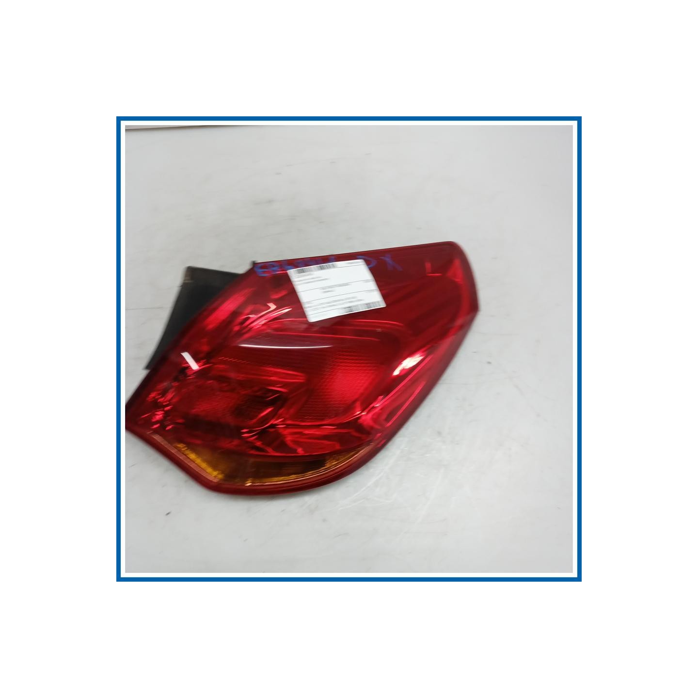 Fanale est. post. dx. OPEL Astra J