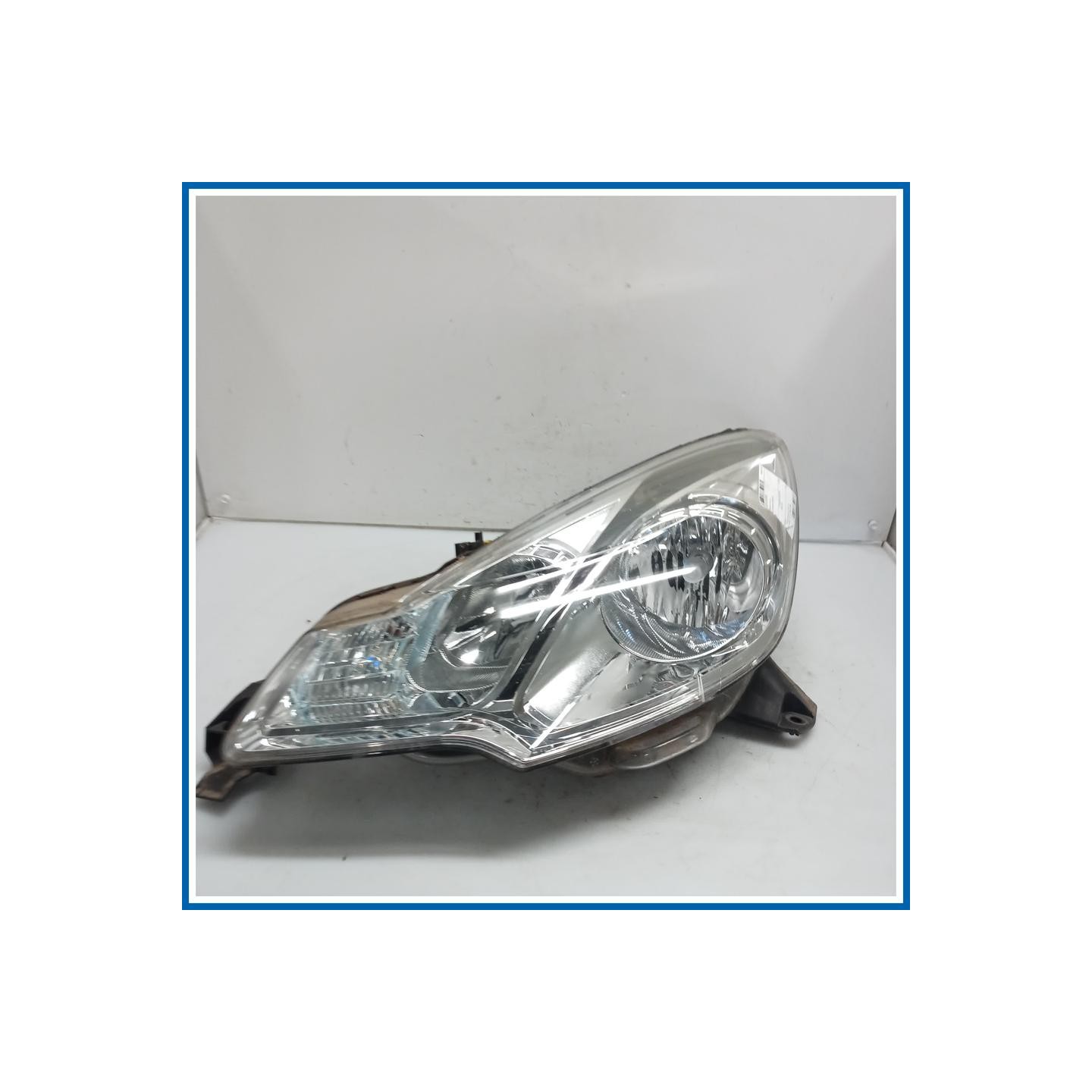 Proiettore ant. sx. CITROEN DS3