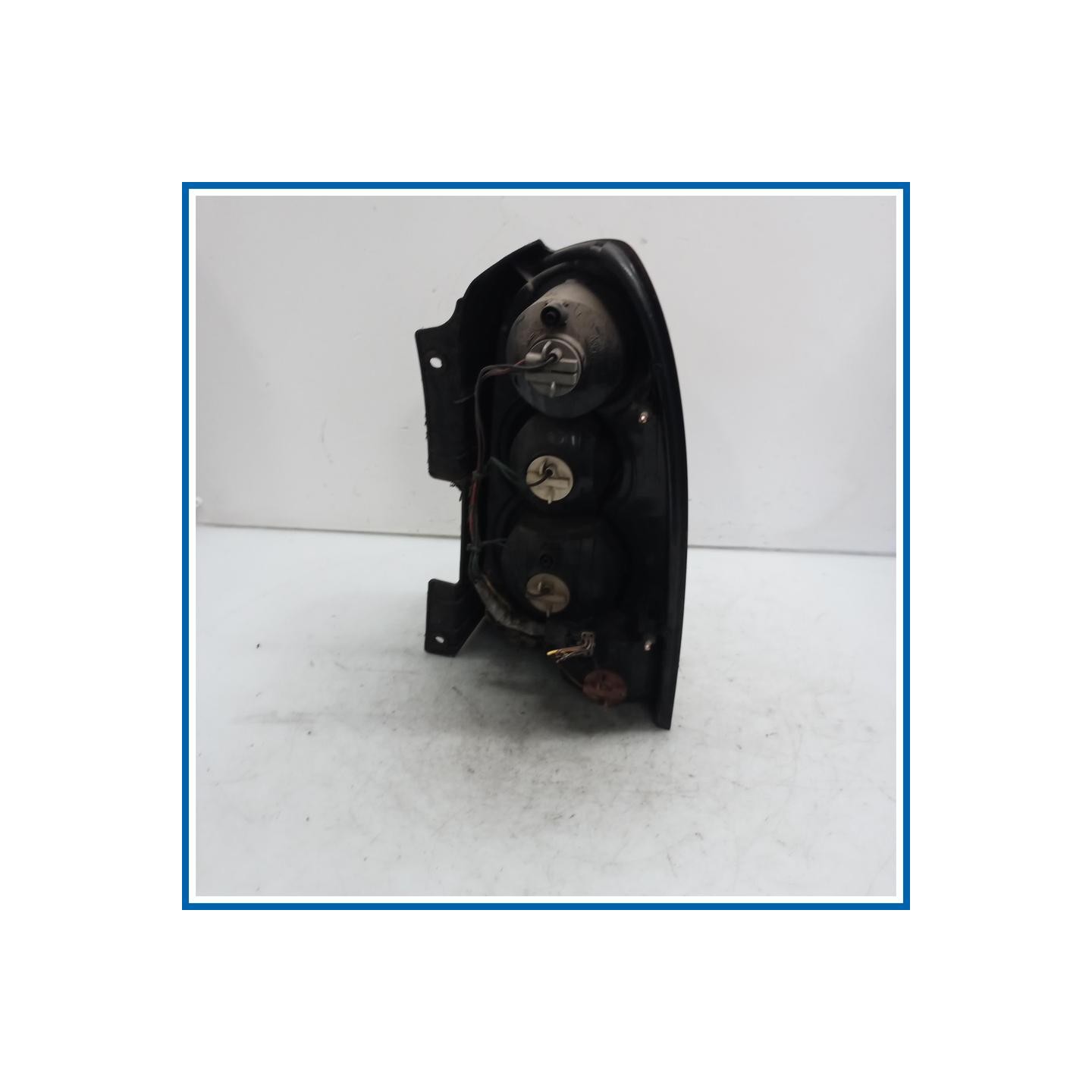 Fanale post. sx. SSANGYONG Rexton I