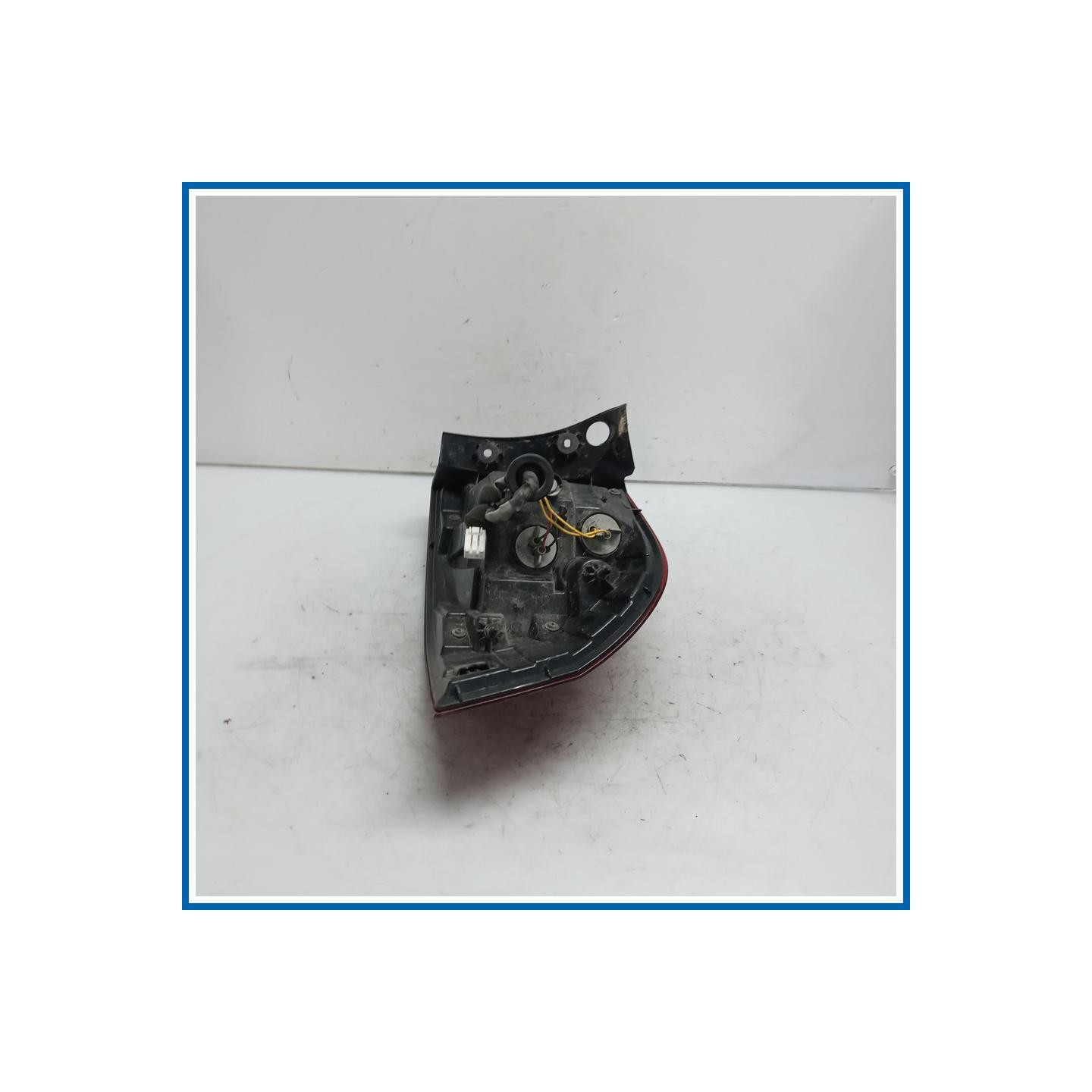 Fanale est. post. sx. KIA Rio III