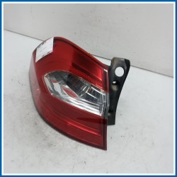 Fanale est. post. sx. KIA Rio III