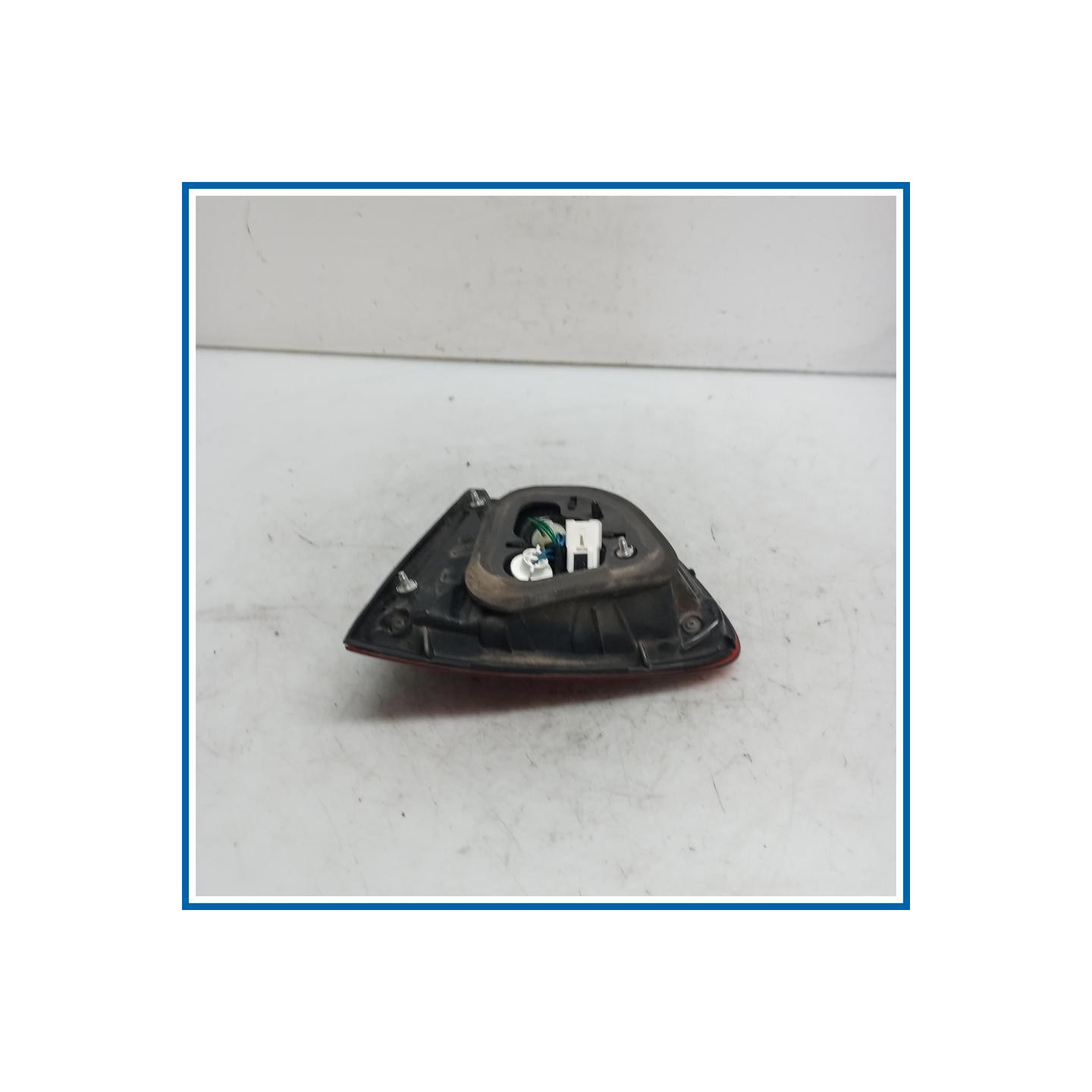 Fanale int. post. sx. KIA Rio III