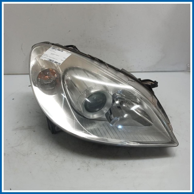 Proiettore ant. dx. MERCEDES Classe B W245