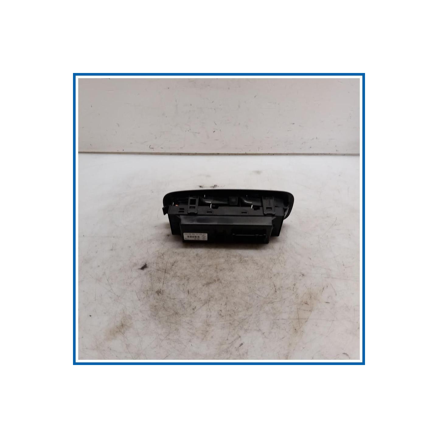 Interruttore alzacristalli ant. sx. RENAULT Kadjar