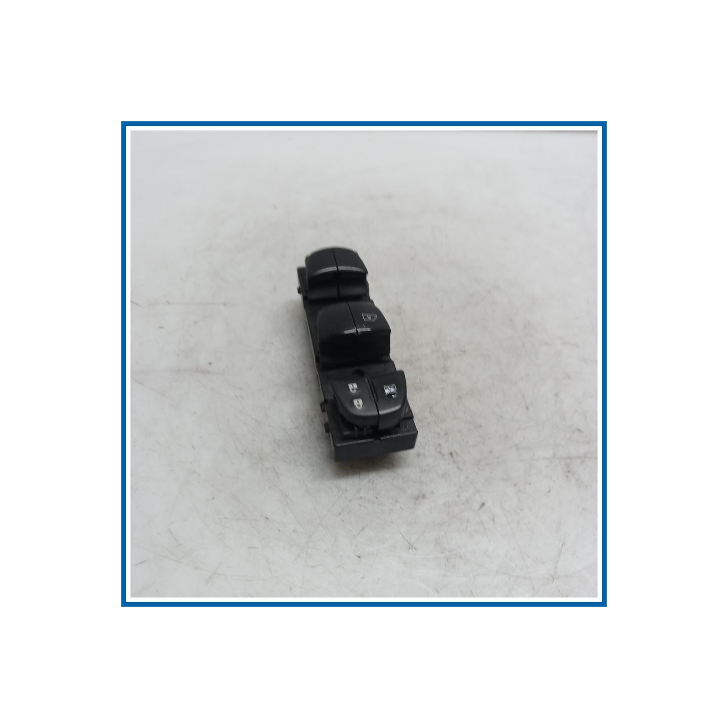 Interruttore alzacristalli ant. sx. NISSAN Qashqai II