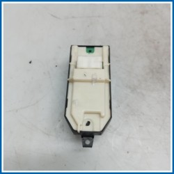 Interruttore alzacristalli ant. sx. TOYOTA iQ