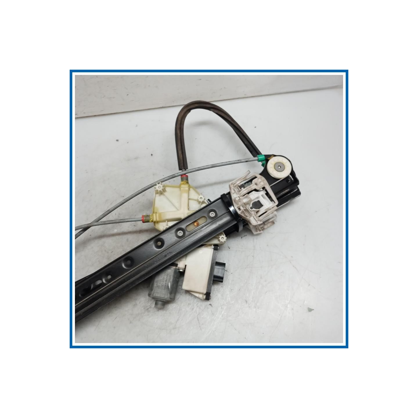 Alzacristallo porta ant. dx. BMW X3 E83
