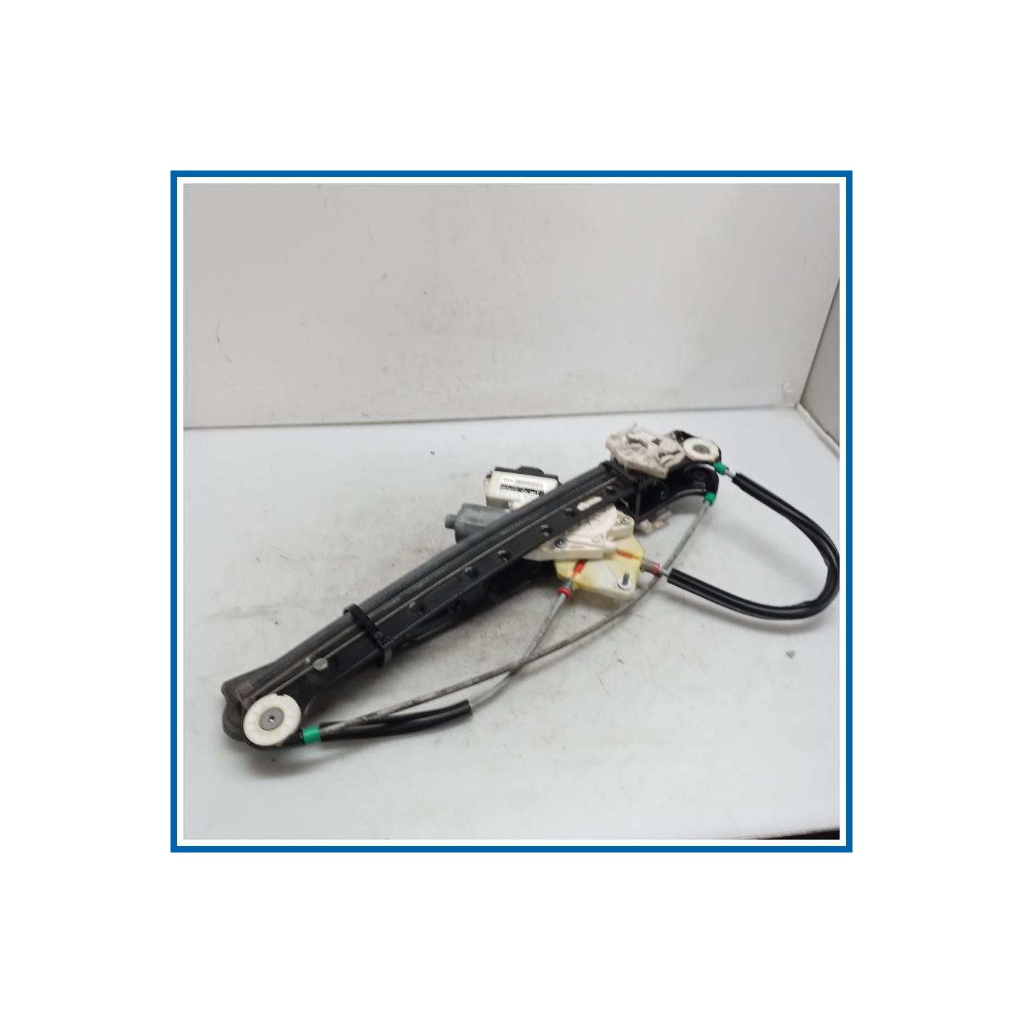 Alzacristallo porta ant. dx. BMW X3 E83
