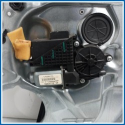 Alzacristallo porta ant. dx. VOLKSWAGEN POLO (9N) (10/01>03/05