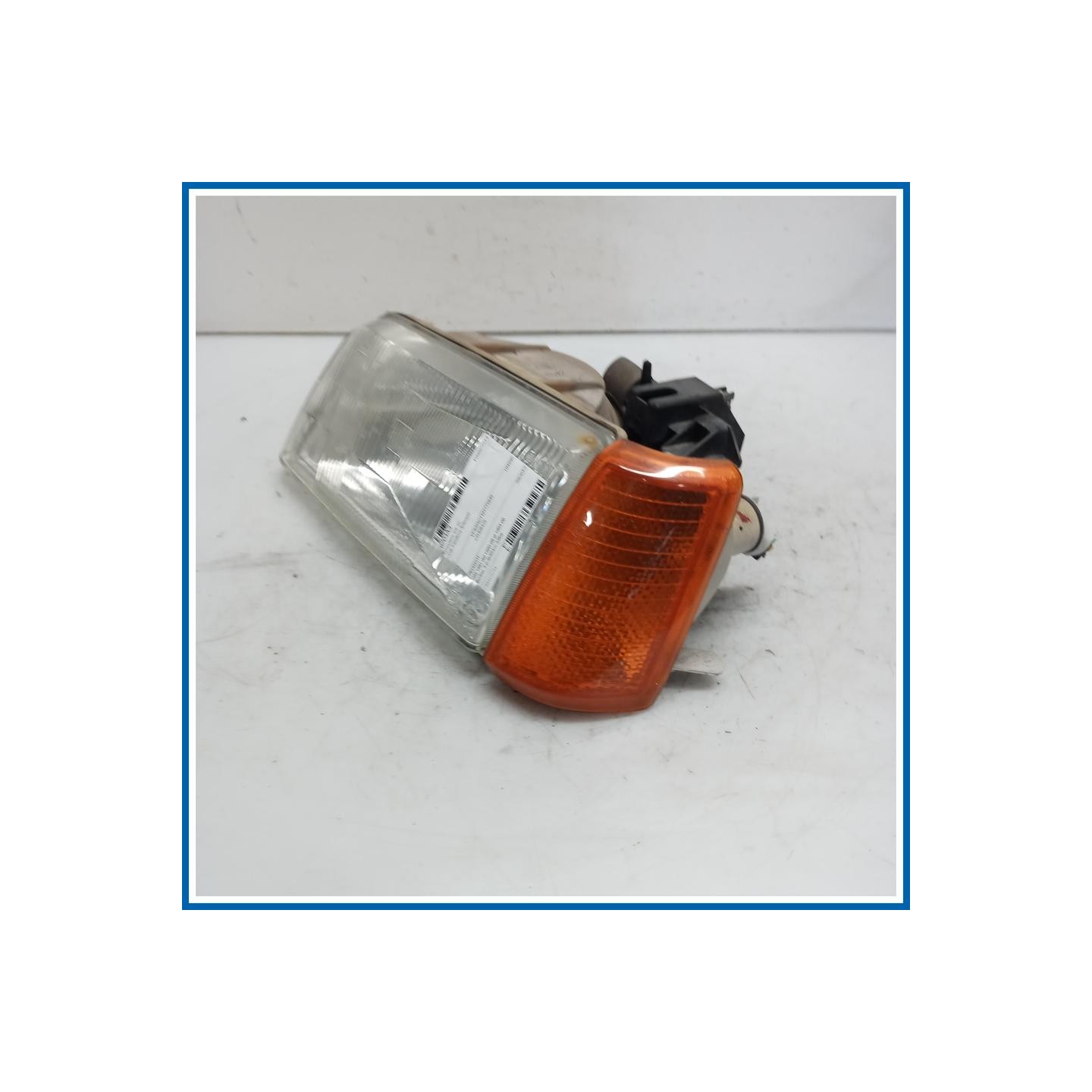 Proiettore ant. sx. PEUGEOT 205