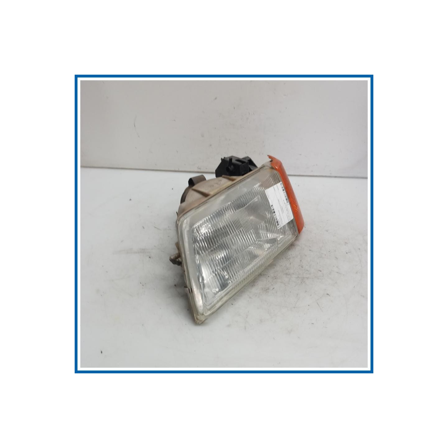Proiettore ant. sx. PEUGEOT 205