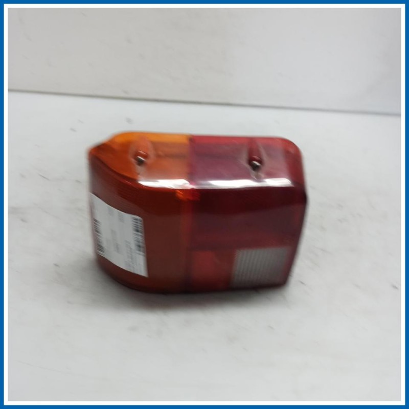 Fanale post. sx. PEUGEOT 205