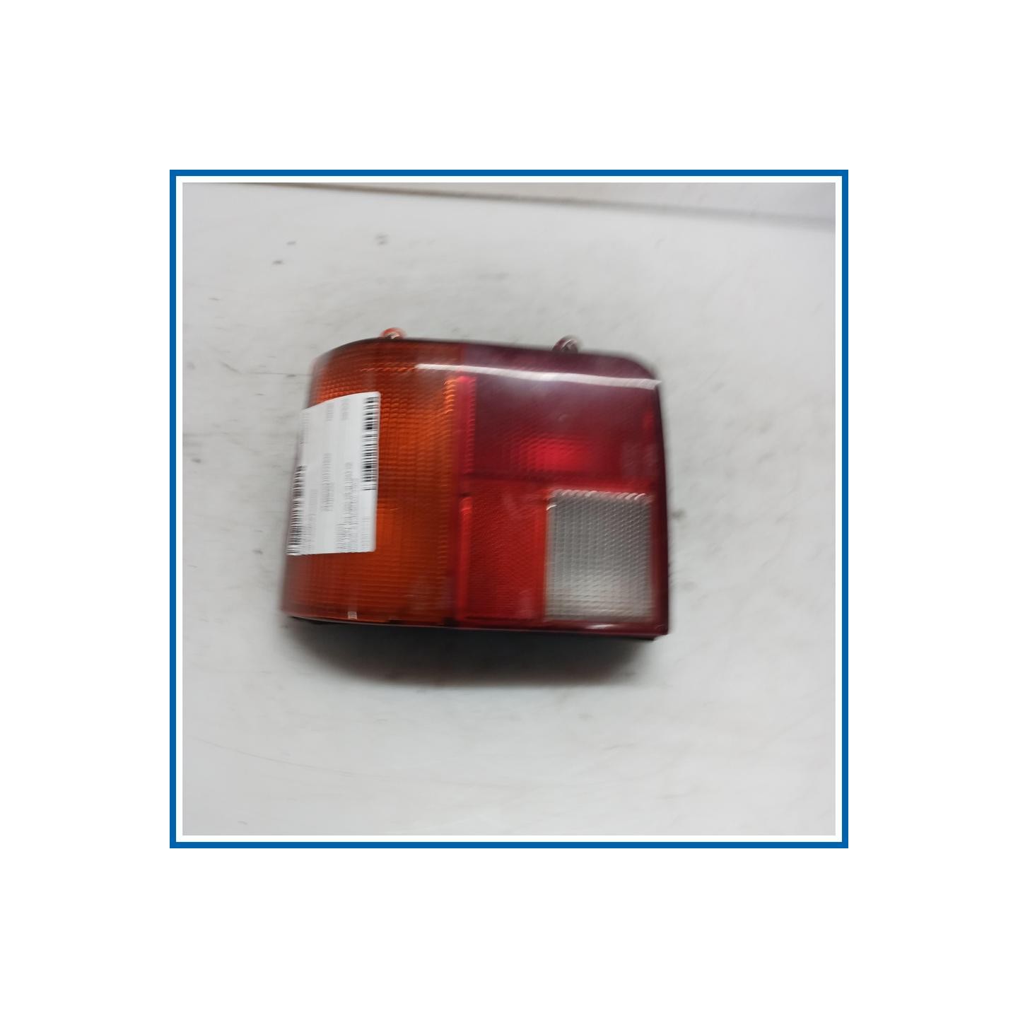 Fanale post. sx. PEUGEOT 205