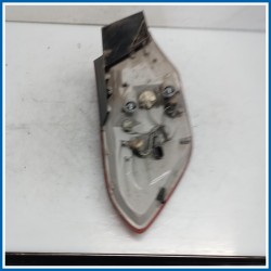 Fanale est. post. dx. OPEL Astra J SW