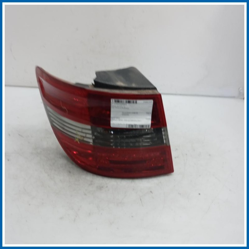 Fanale est. post. sx. MERCEDES Classe B W245