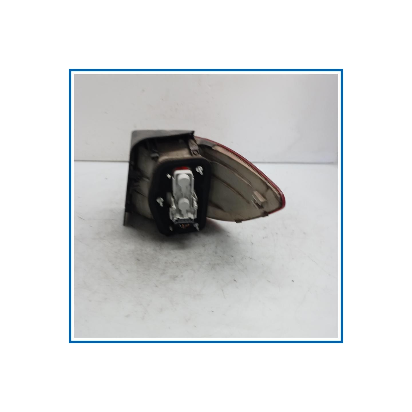 Fanale est. post. sx. MERCEDES Classe B W245