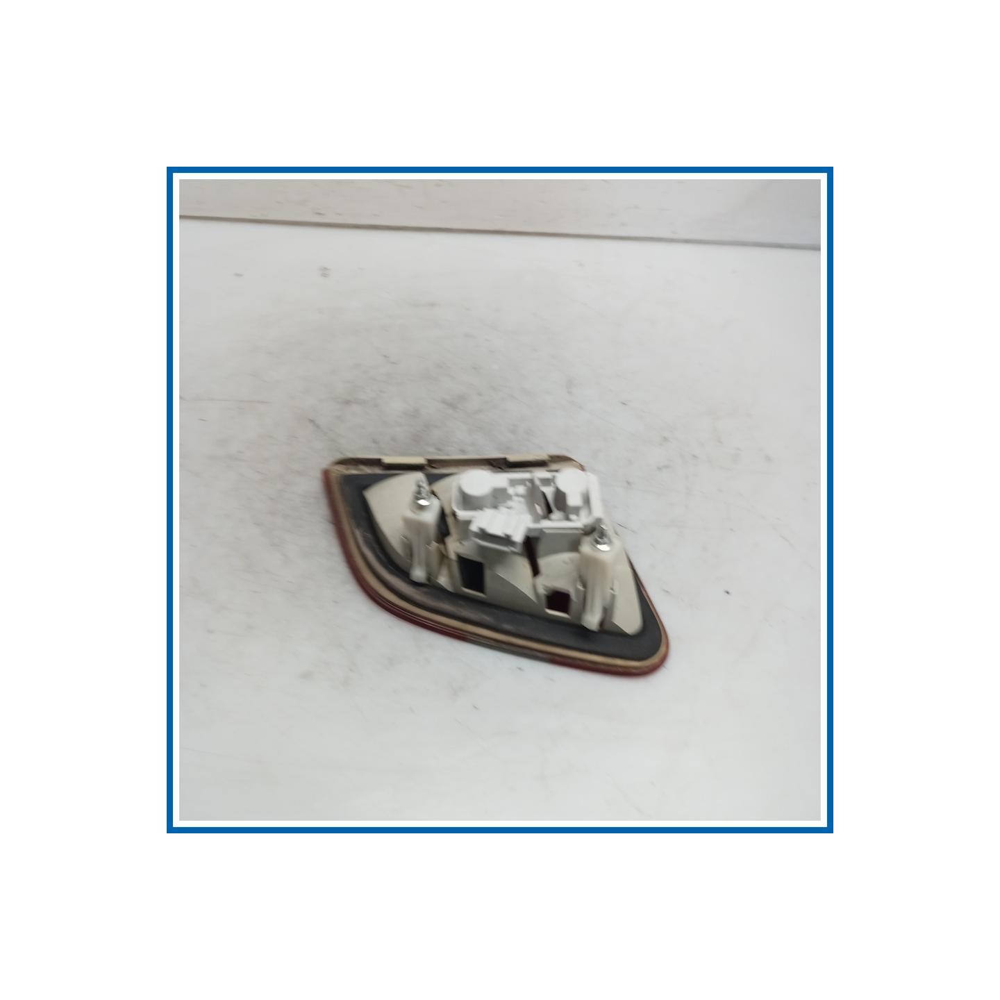 Fanale int. post. sx. MERCEDES Classe B W245