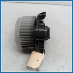 Motorino ventilazione abitacolo TOYOTA Yaris IV