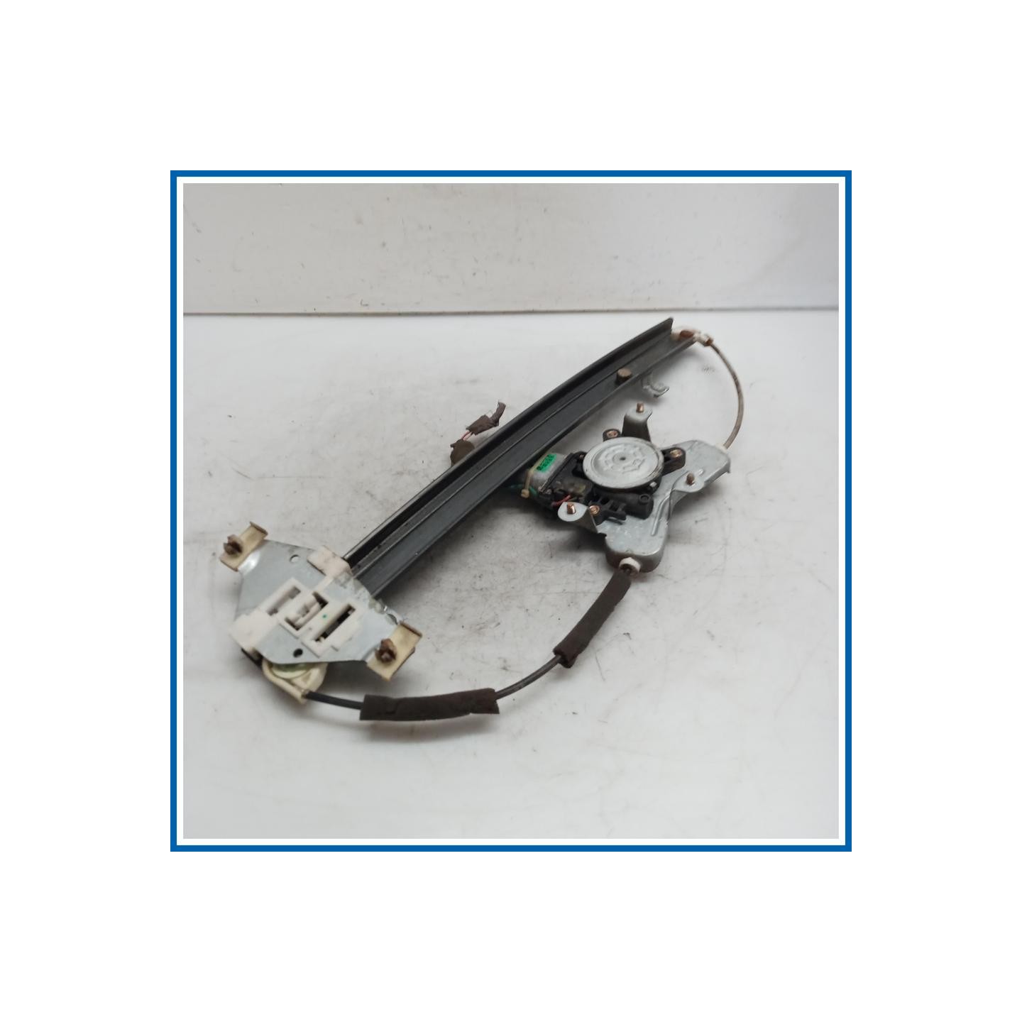 Alzacristallo porta post. sx. SSANGYONG Rexton I