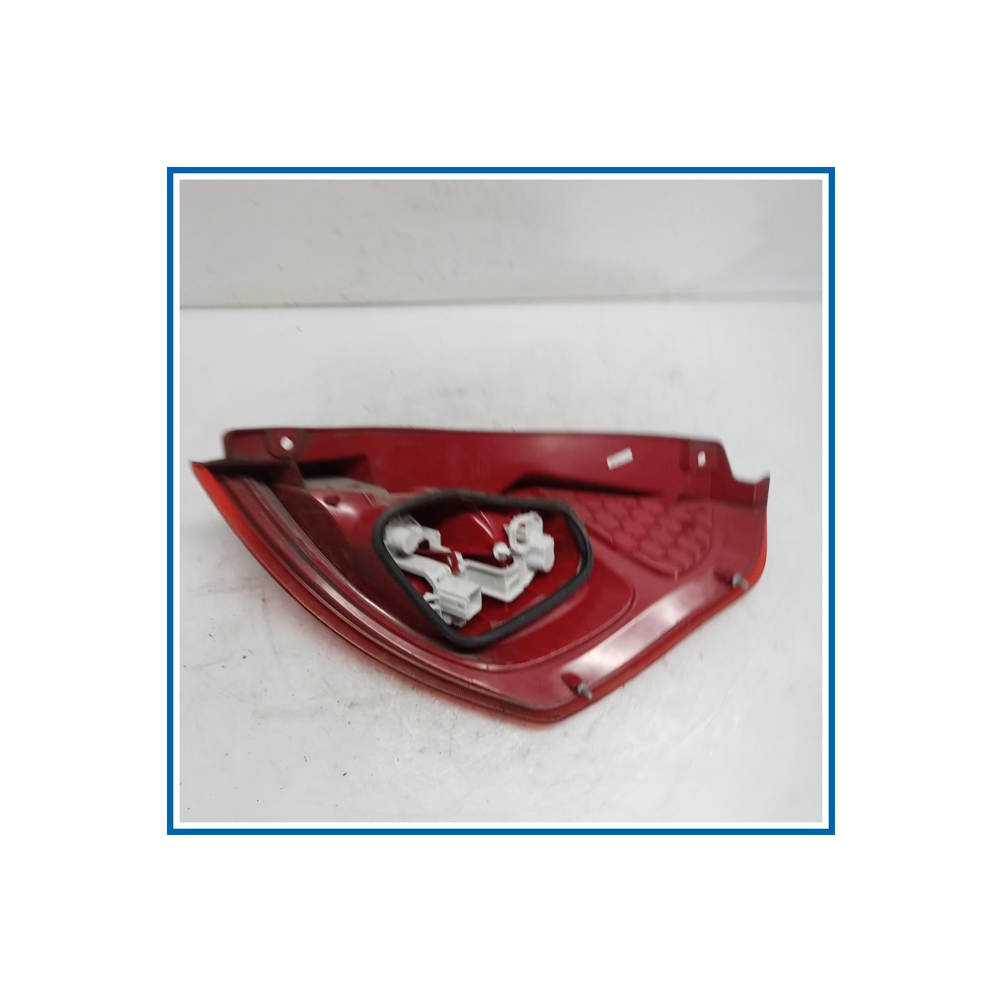 Fanale post. sx. FORD Fiesta VI